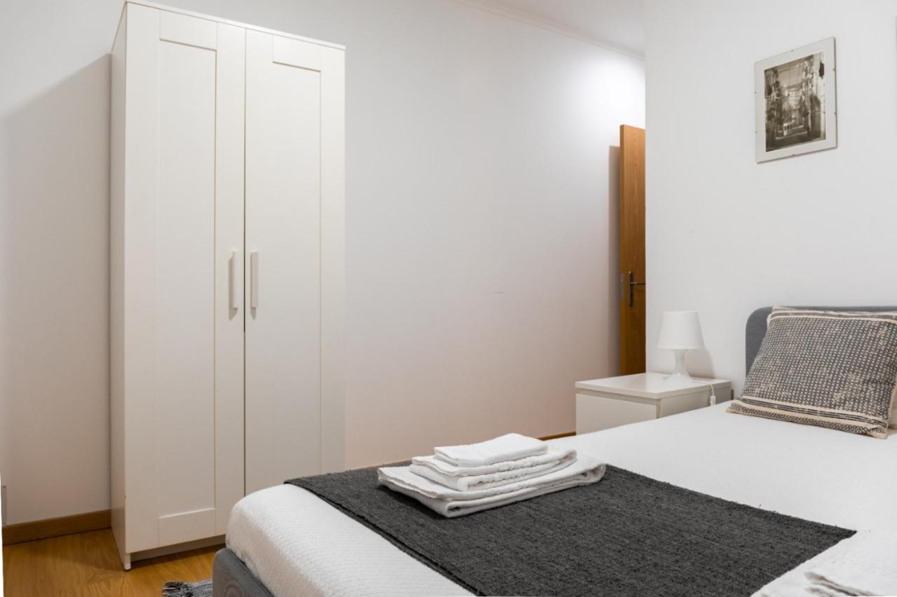 Entrecampos - Two Bedroom Apartment With Terrace ลิสบอน ภายนอก รูปภาพ