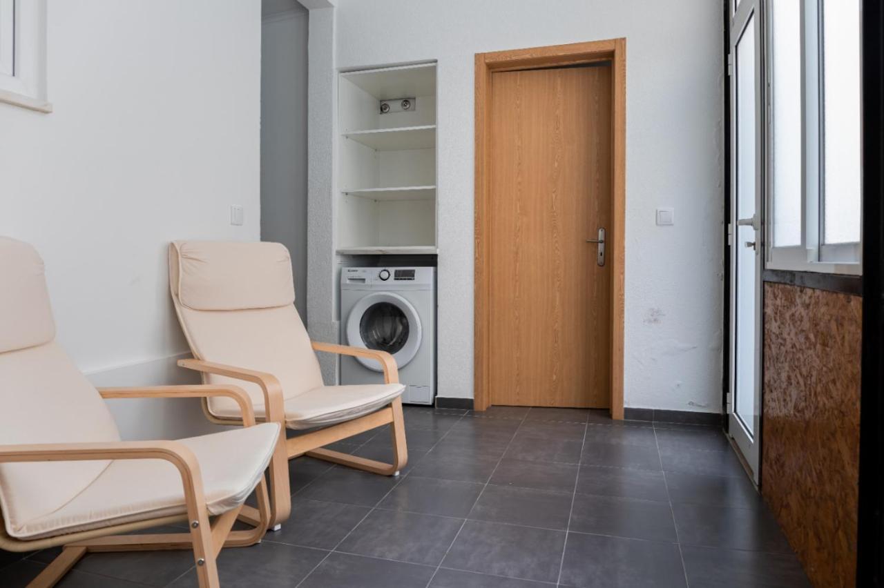 Entrecampos - Two Bedroom Apartment With Terrace ลิสบอน ภายนอก รูปภาพ
